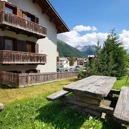 Apartment Edelweiss *